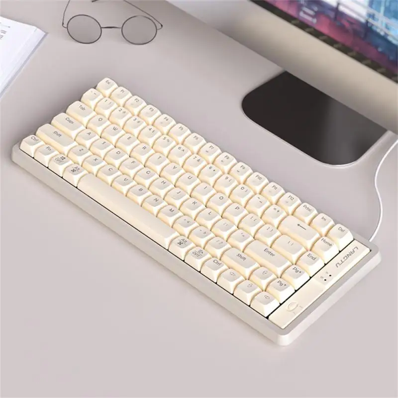 

Waterproof Gk102 Mechanical Keyboard New High Quality Key Cap A Set Of Wired Hot Plug Red Axis Backlight Keyboard