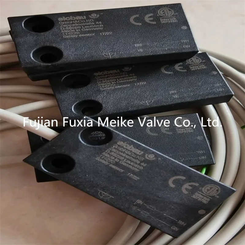 Merce In Magazzino Interruttore Magnetico Sensore Elobau 114270