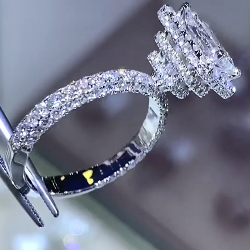 

Custom Solid 10K White Gold Women Wedding Anniversary Engagement Party Ring 1 2 3 4 5 Carat Radiant Moissanite Diamond Ring
