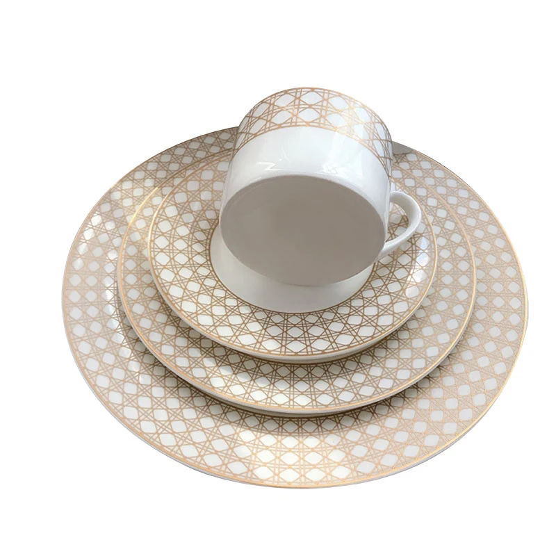 Western Dinnerware Set Checkered Design Tray Coffee Pot And Tea Cup Set Ceramic Tableware Flat Plate Salad Plate Home Use Coffee