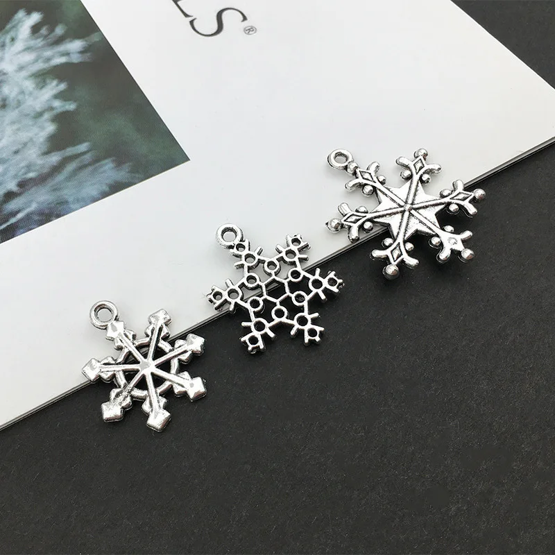 (14 Pcs/pack)10mm-25mm Mixed Alloy Snowflake Pendant Christmas Decoration Metal Hollowed Out Snowflake Handmade Gift Label DIY