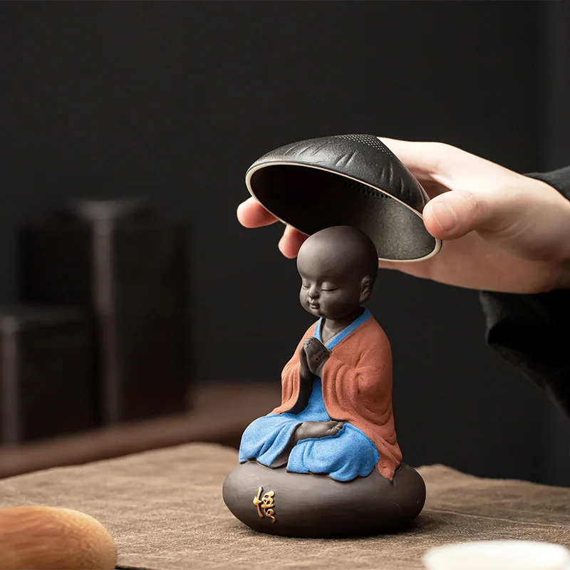 Ceramic Creative Little Monk Tea Strainer Tea Leaking Home Kung Fu Set Accessories Ceremony Decoration Ornament tea pet ornaments