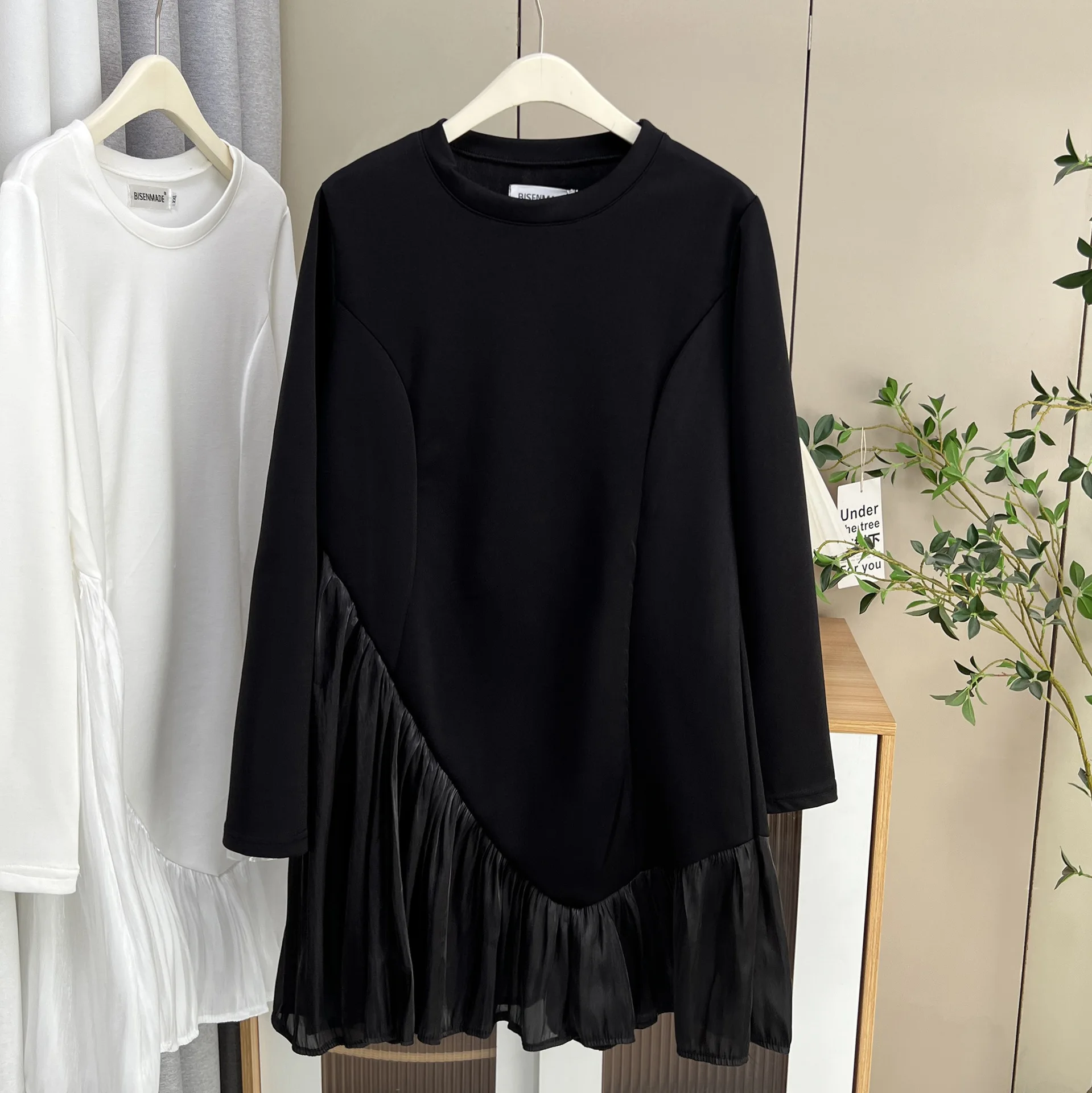 XXXXL Fashion Plus Size Women's Dresses Autumn Long Sleeved Modal Patchwork Satin Bottom Layer Dress