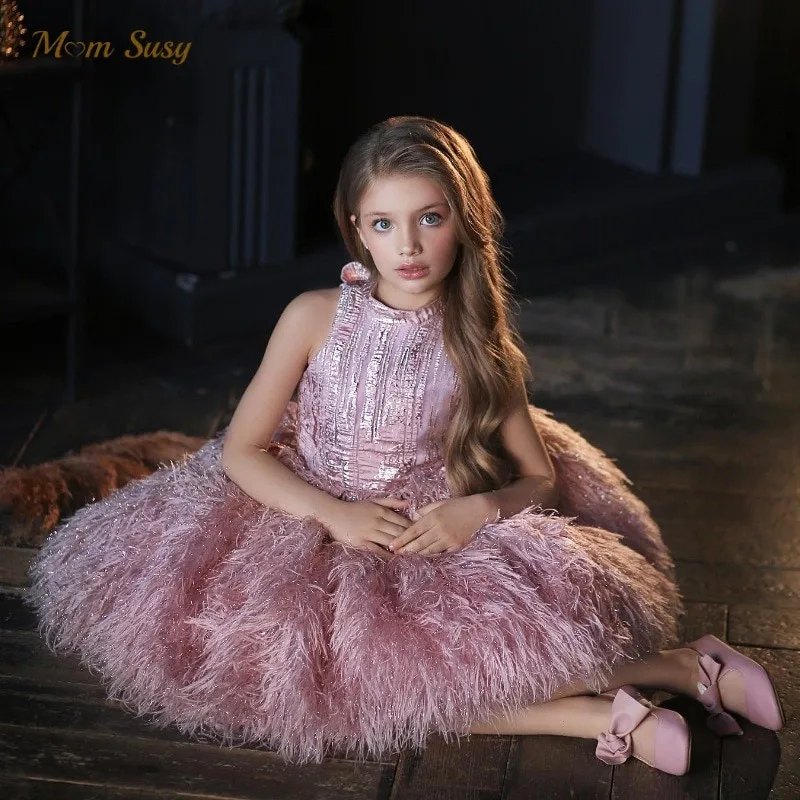Elegant dress for little girls, princess style, sleeveless feather dress for infants, vintage dress for birthday parties from 1 to 12 years old.