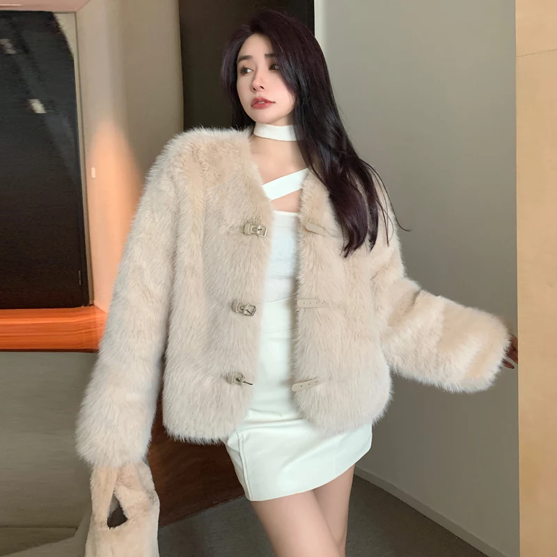 2024 New Women Faux Fur Coat Long Sleeves Single Breast Light Soft Warm Winter Fashion Lady Khaki Fur Coats