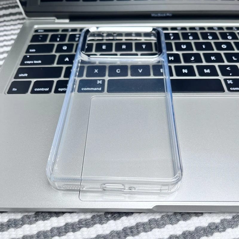 Magnetic Shockproof Transparent Phone Case with MagSafe Compatibility