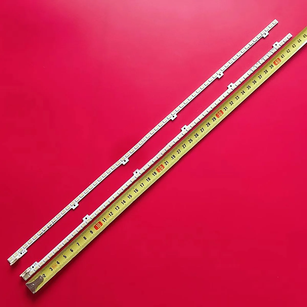 LED Strip For Sam sung UE40D5003BW UE40D5000PW UE40D6100 UE40D5520 UE40D5000 UE40D5500 UE40D5700 BN64-01639A BN96-16606A led light