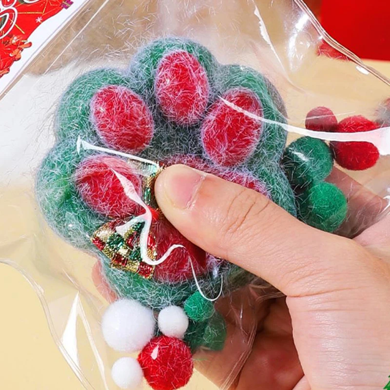 Christmas Santa Mochi Taba Cat Paw Stress Relief Decompression Toy With Flocking Xmas Holiday Party Gift 4