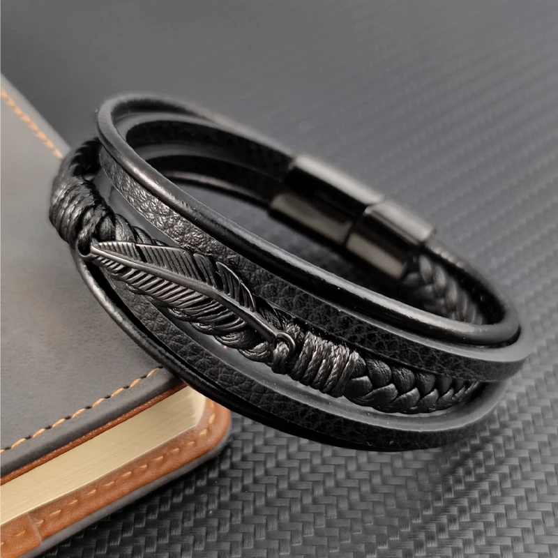Multi-layer Leather Combination Maple Leaf Accessories Men's Stainless Steel Leather Bracelet Classic Gift leather bracelet leather bangle stainless steel bangle
