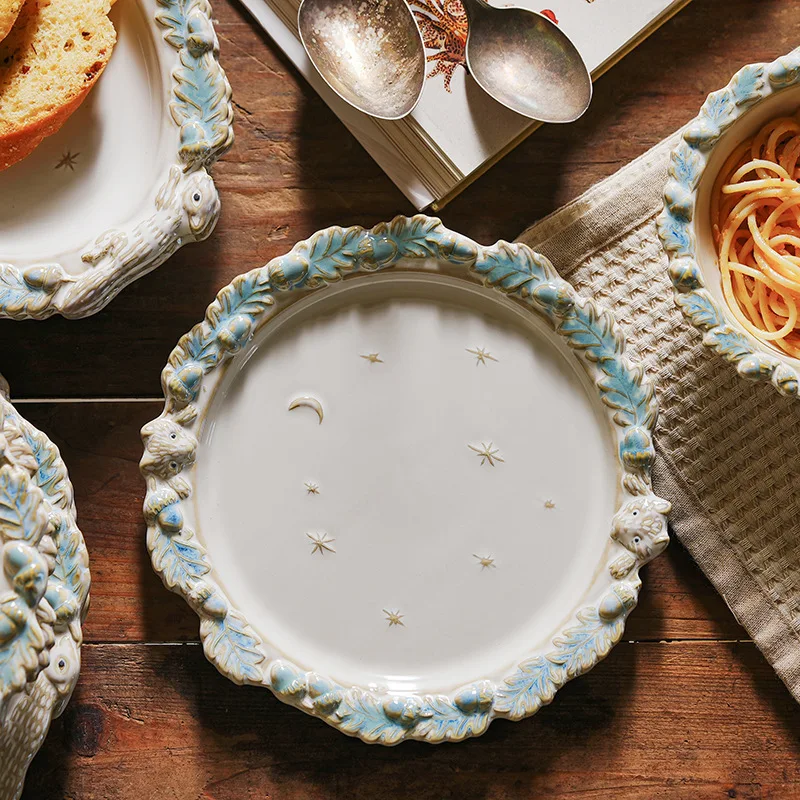 Vintage Blue Reliet Ceramic Plate Cute Bowls Leaf Pattern Pasta Deep Plates Versatile Dessert Cake Dishes Household Dninnerware
