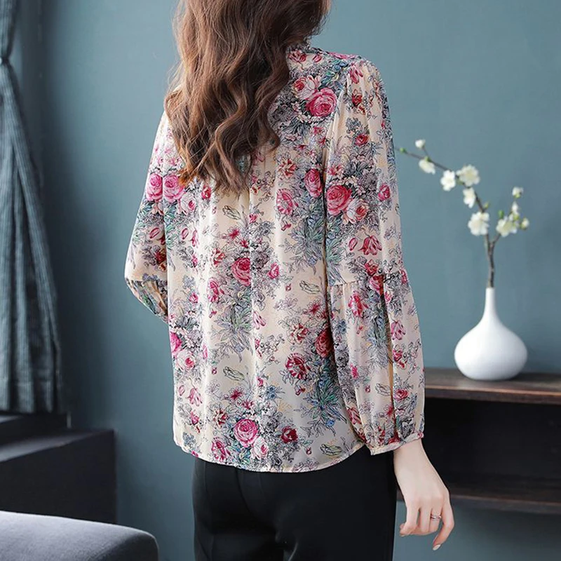 Elegant Female Blouses Floral Print V-neck Thin Puff Three Quarter Sleeve Shirt And Blouses Top Women's Clothing Trend 2024 New