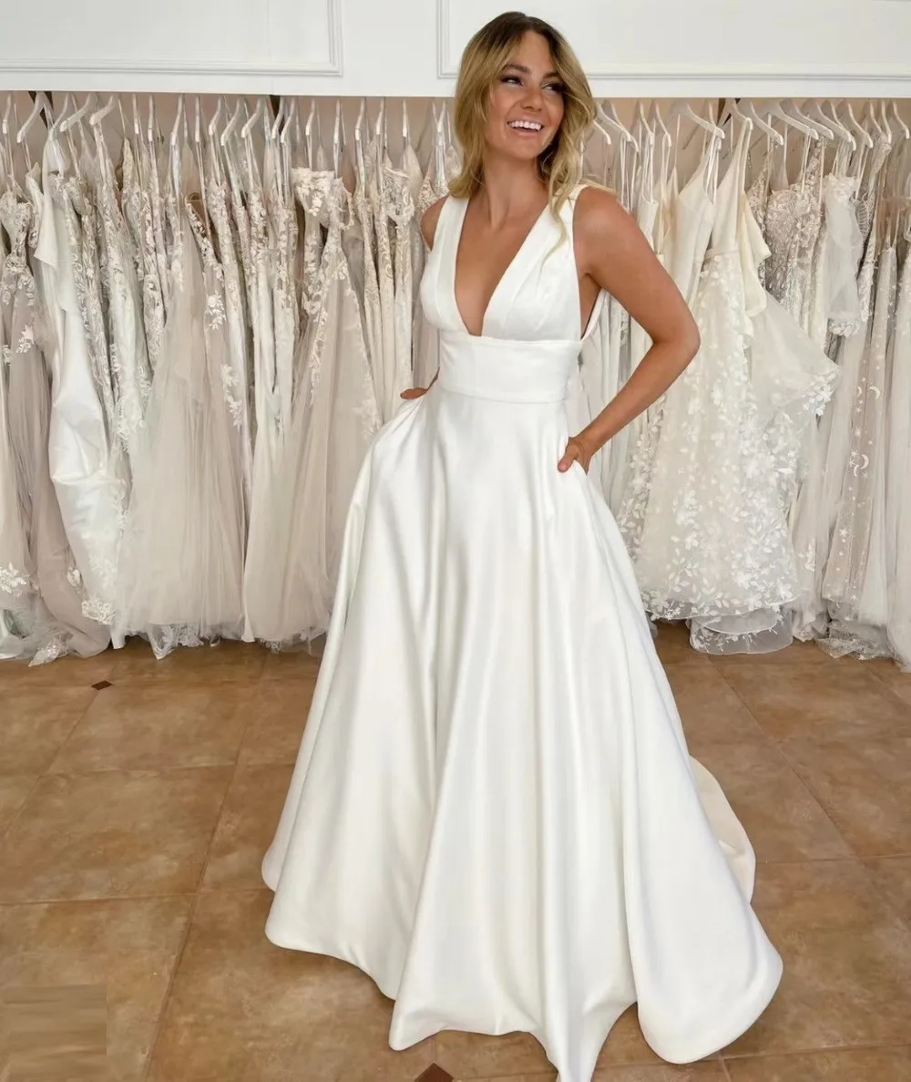 

ТРАПЕЦИЕВИДНОЕ свадебное платье без рукавов 2023, атласное свадебное платье с V-образным вырезом и карманами, свадебное платье со шлейфом, Пляжное платье для невесты