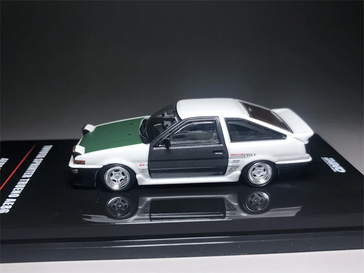 Ignition Model 1 43 Toyota Sprinter Trueno AE86 Keiichi Tsuchiya 