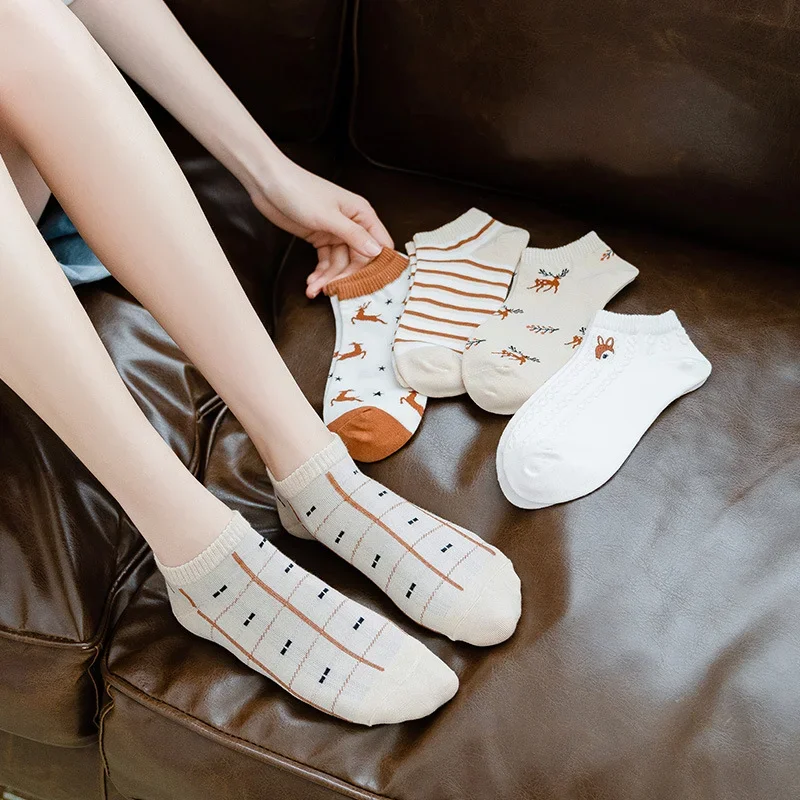 

Women Socks Short Boat Invisiable Cotton Ankle Meias Sock Female Breathable Japanese Cute Girl Heart