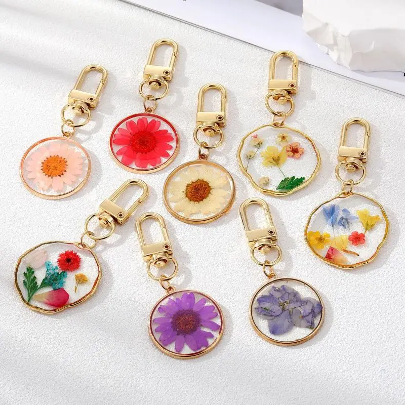 Creative Pressed Flower Keychains Cute Natural Dried Flower Keychains
