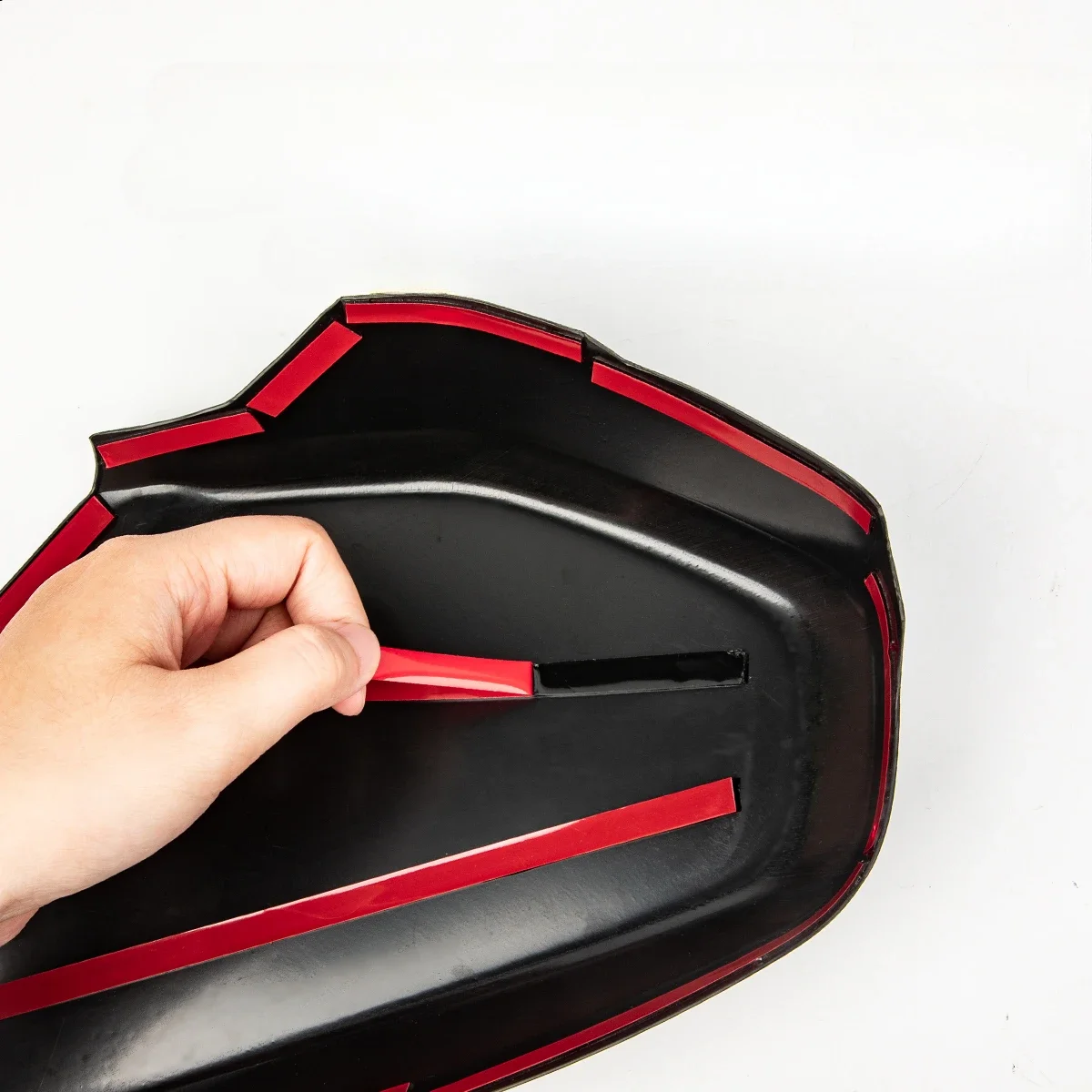 BMW 5 시리즈 2024 G60 시트 사이드 안티 킥 패드 ABS 안티 스크래치 보호 커버 스티커 인테리어 장식 액세서리