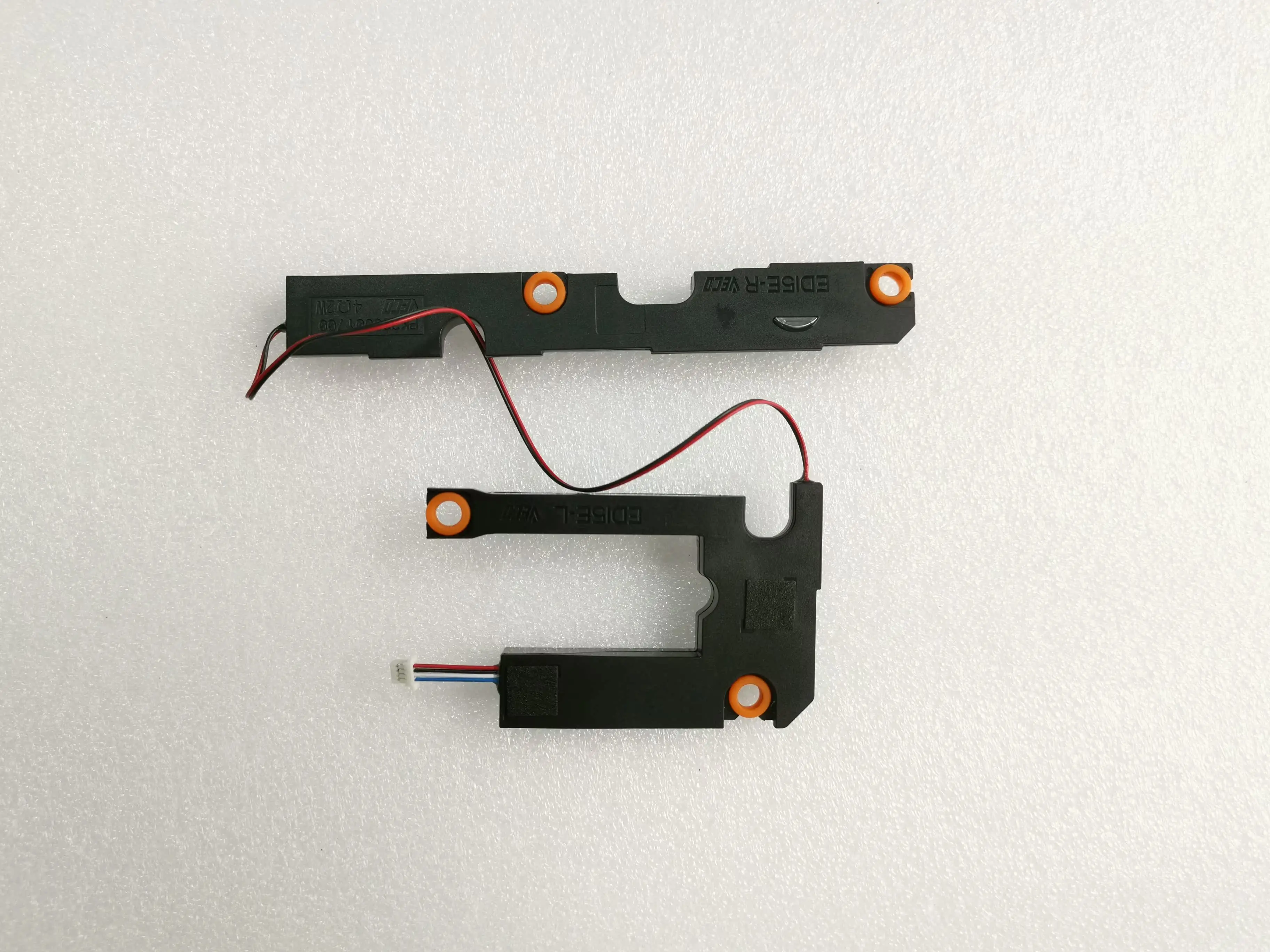 NEW Original Laptop Internal Speaker for Dell VOSTRO 3580 3581 3582 3590 V3580 L and R 09R52F