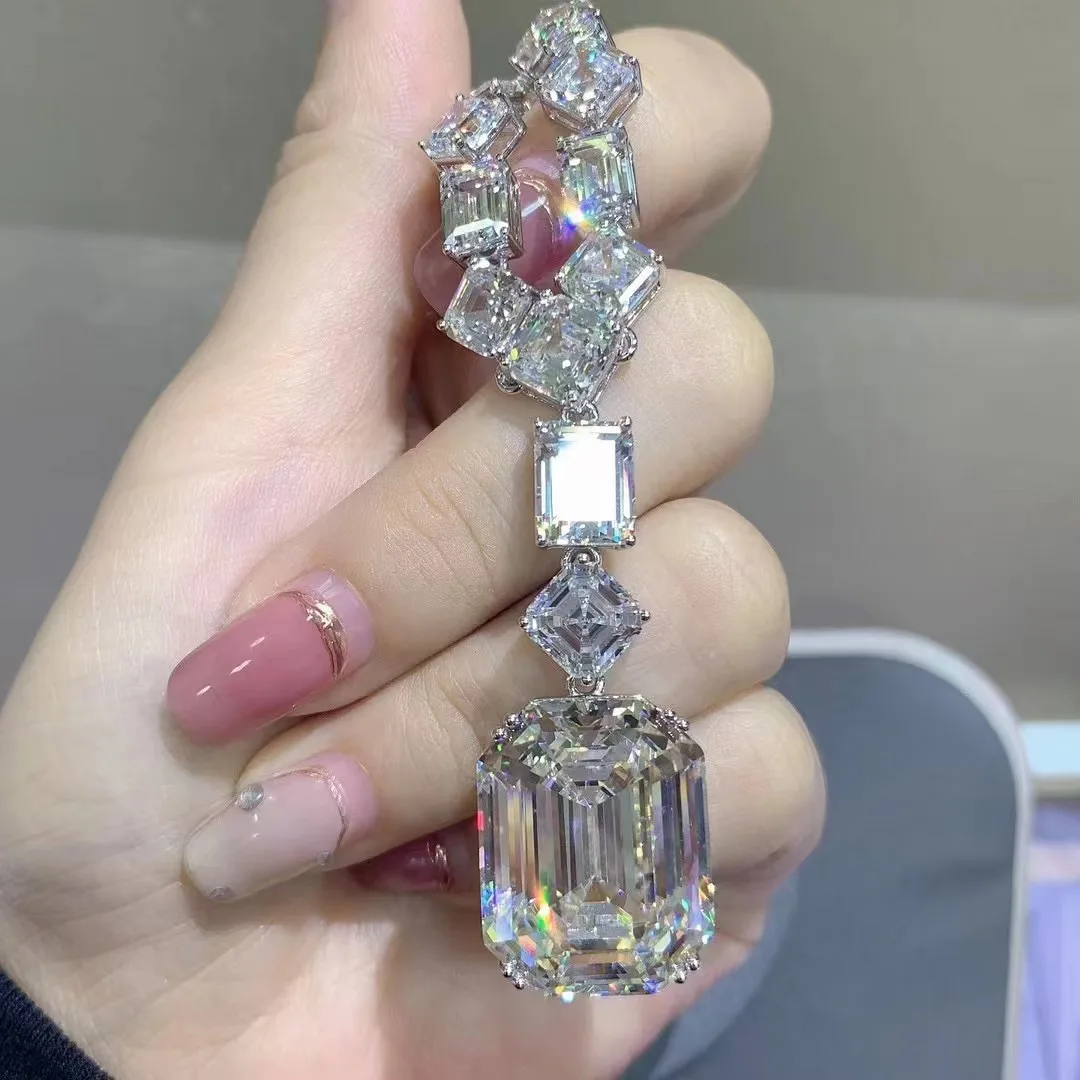 Ожерелье из серебра 925 пробы с бриллиантами