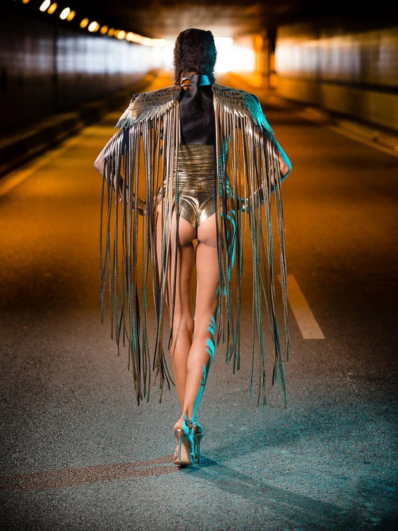 Рисунок 6 - Женская винтажная накидка с бахромой