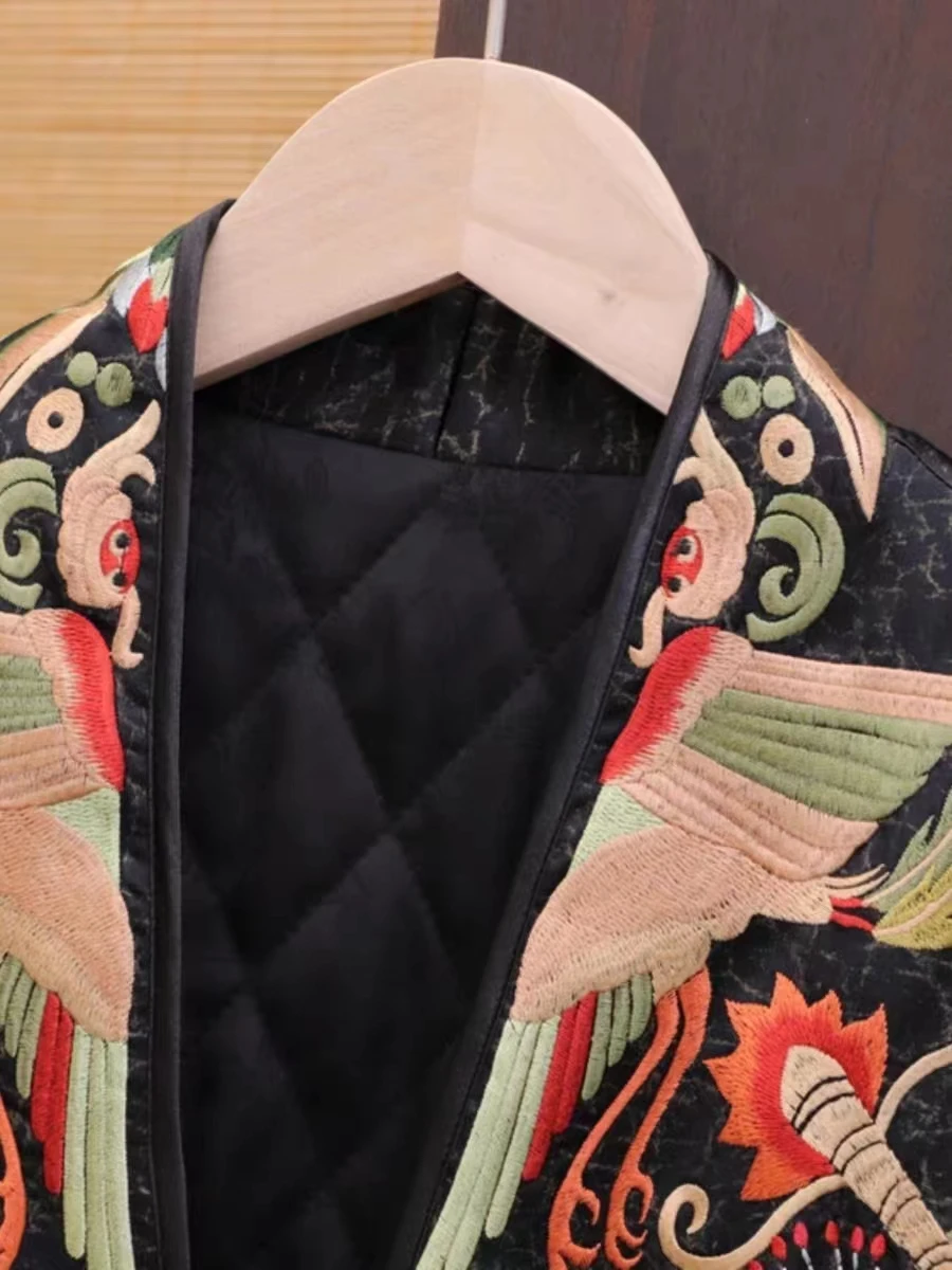 High End Palace Embroidery Loose Acetate Cotton Jacket  Women\'s Winter New Chinese Style V-Neck Tie Up Single Buckle Coat S-XXL