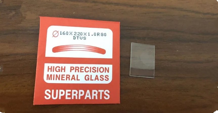 

Assortment of 30 PCs Watch Mineral Glass Crystals Curved Rectangular 1.0mm Thickness Select Sizes