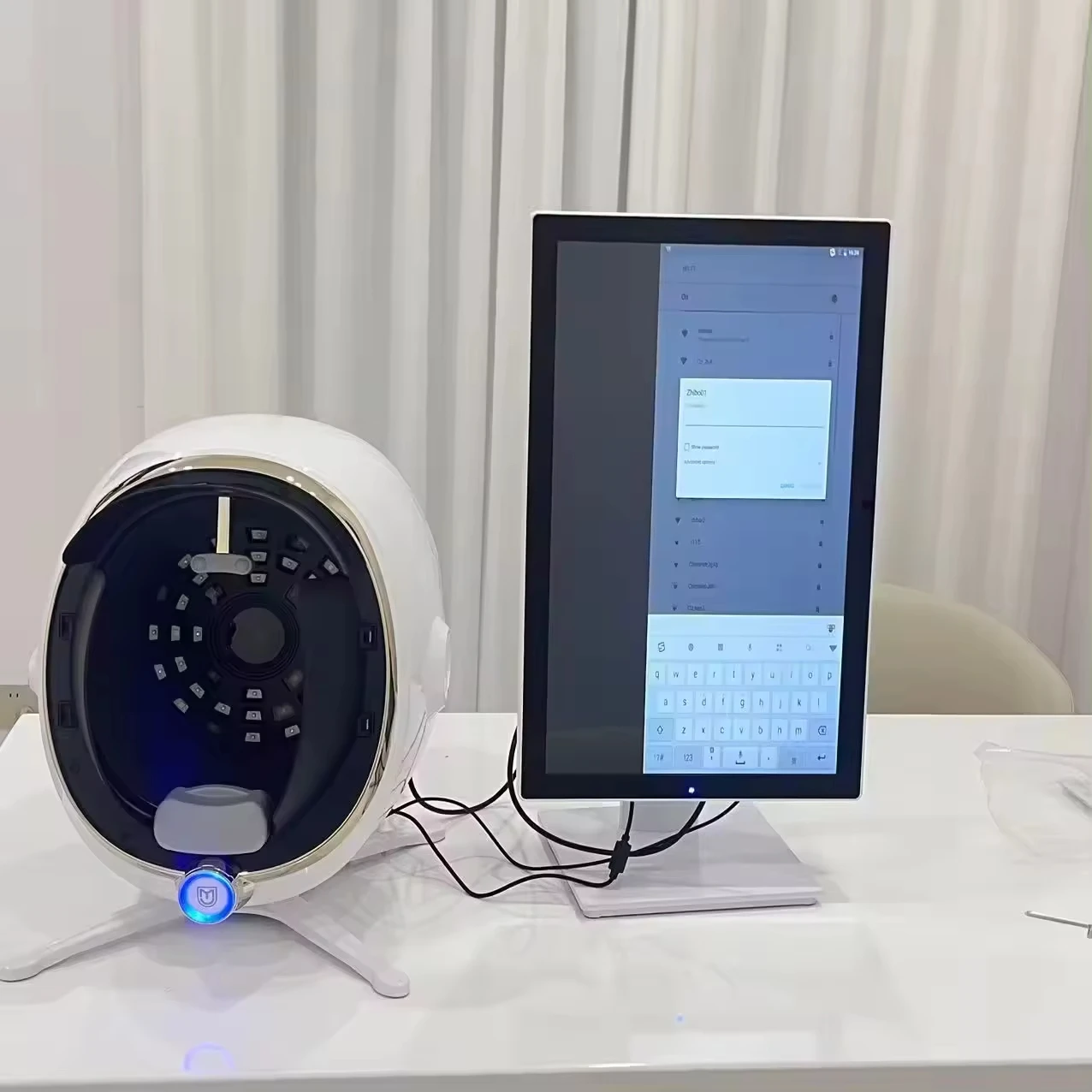 21.5 Inch AI Skin Analyzer Professional Skin Scanner Real-Time Analysis for Moisture Oil Pores Wrinkles for Spas & Clinic