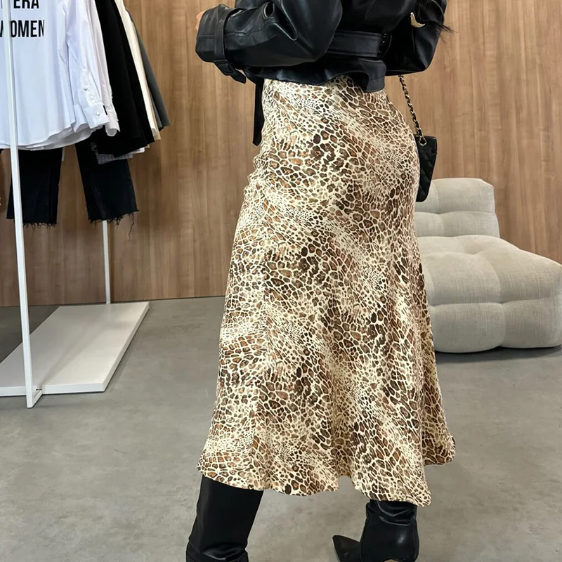 Women Leopart Long Skirts,Autumn Sexy Fashion Printed skirt,Women's high waist A-line skirts sexy Female bodycon Skirts