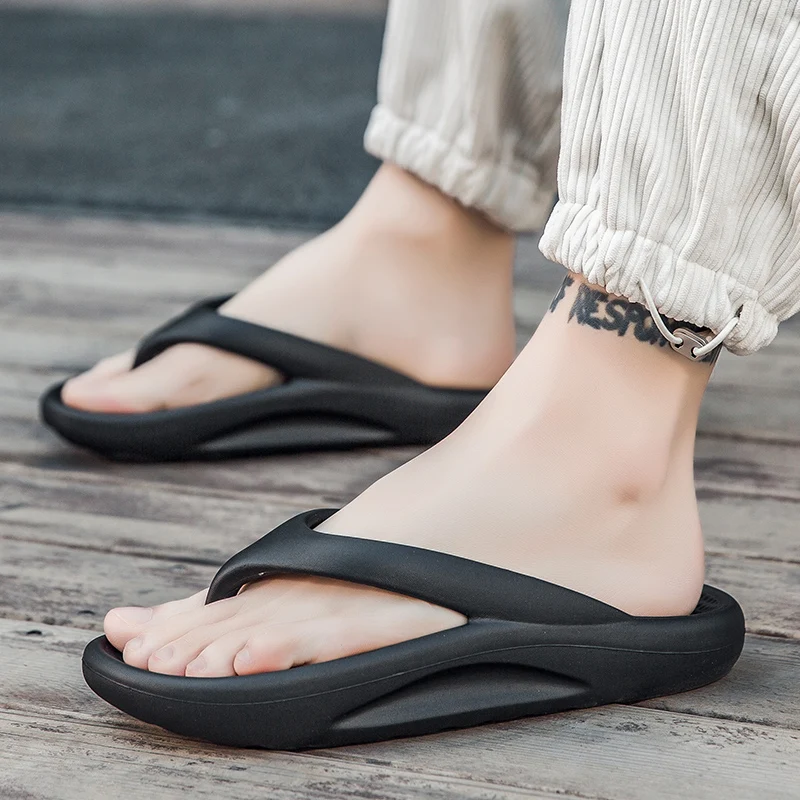 Fashion Green Flip Flops Men Women Summer Slippers Beach Platform Slippers Men Casual House Shoes Comfortable Unisex Flip Flops