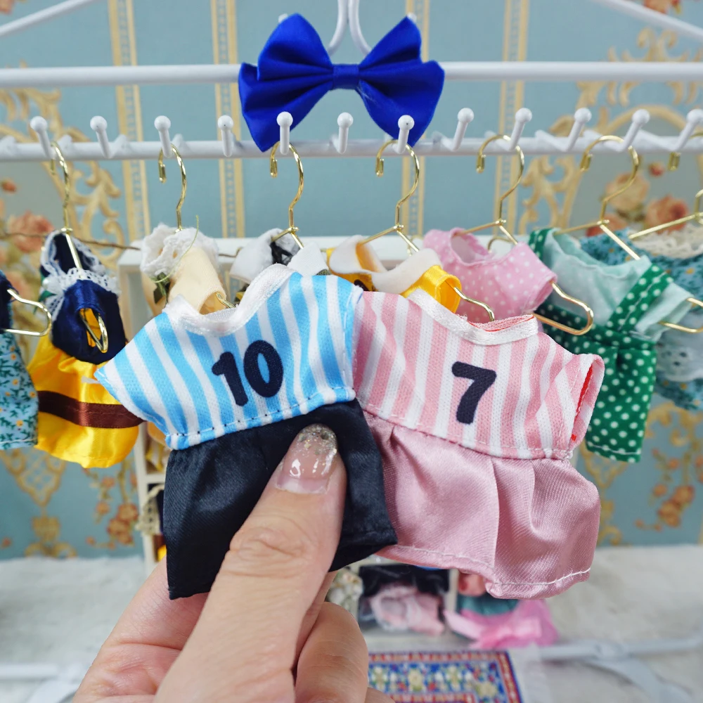 Dollhouse Accessories: Fashionable Forest Animal Family Clothing Set
