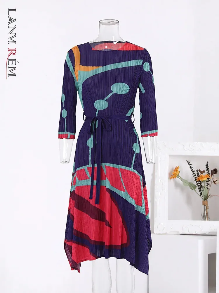 

LANMREM Casual Colorful Striped Printed Pleated Dress Women Fashion Contrast Color Belt Dresses 2024 Summer New Clothing 2DA1019