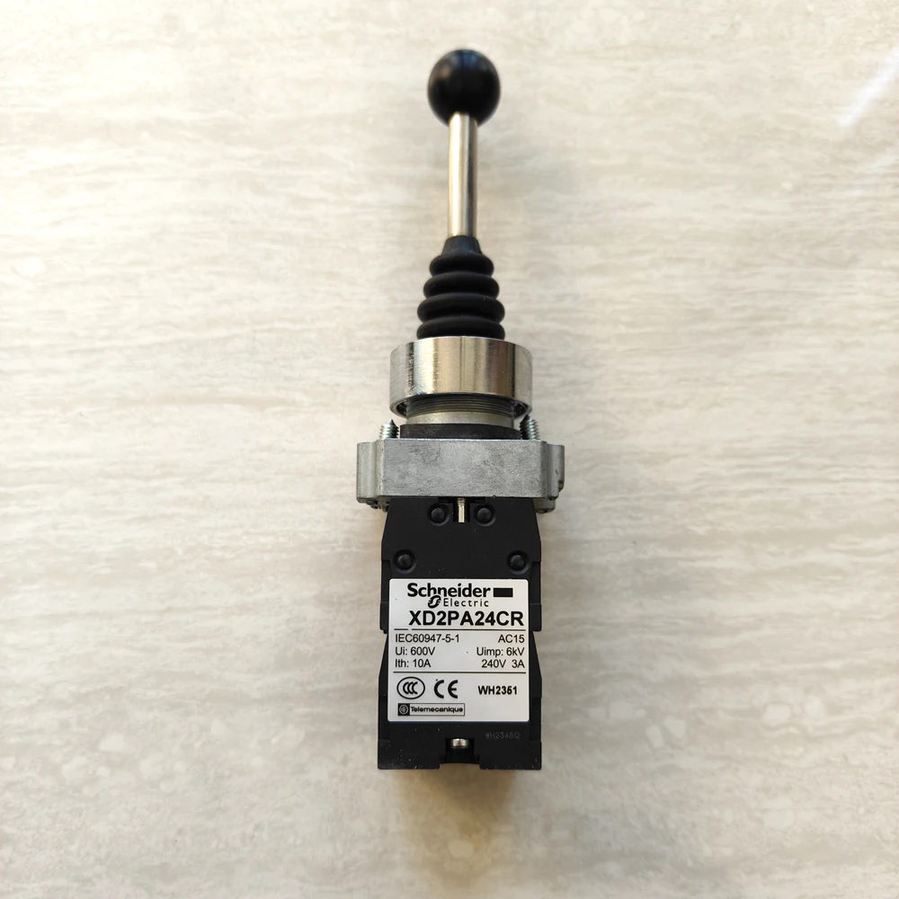 New Original Schneider Electric 22mm XD2PA24CR Joystick Controller