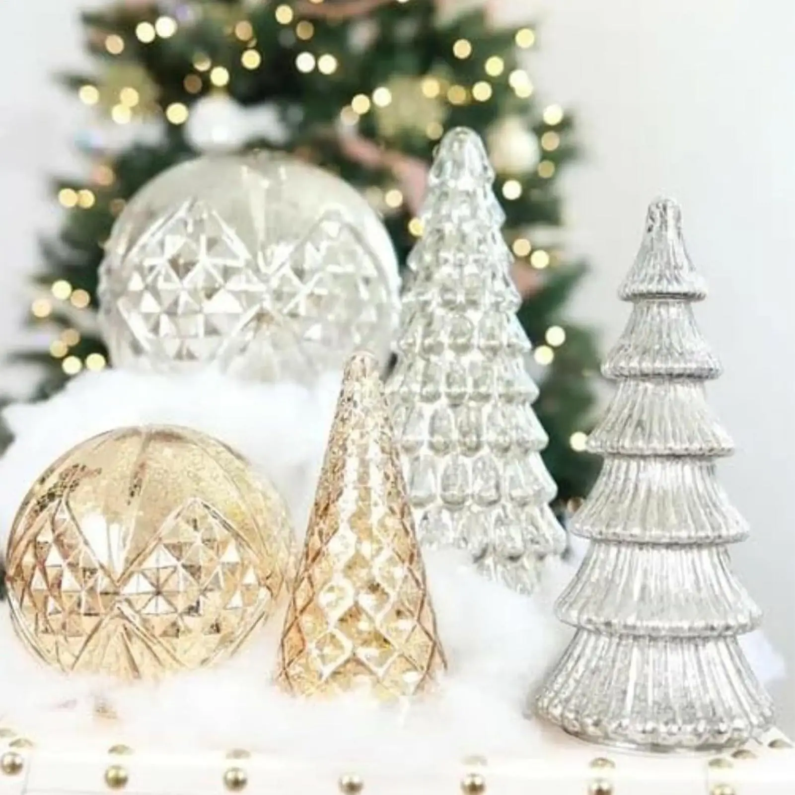 Albero di Natale in vetro illuminato, statuetta di albero di Natale in vetro, albero di Natale in vetro con luci verdi alimentate a batteria, luci notturne decorazioni da tavolo per la decorazion