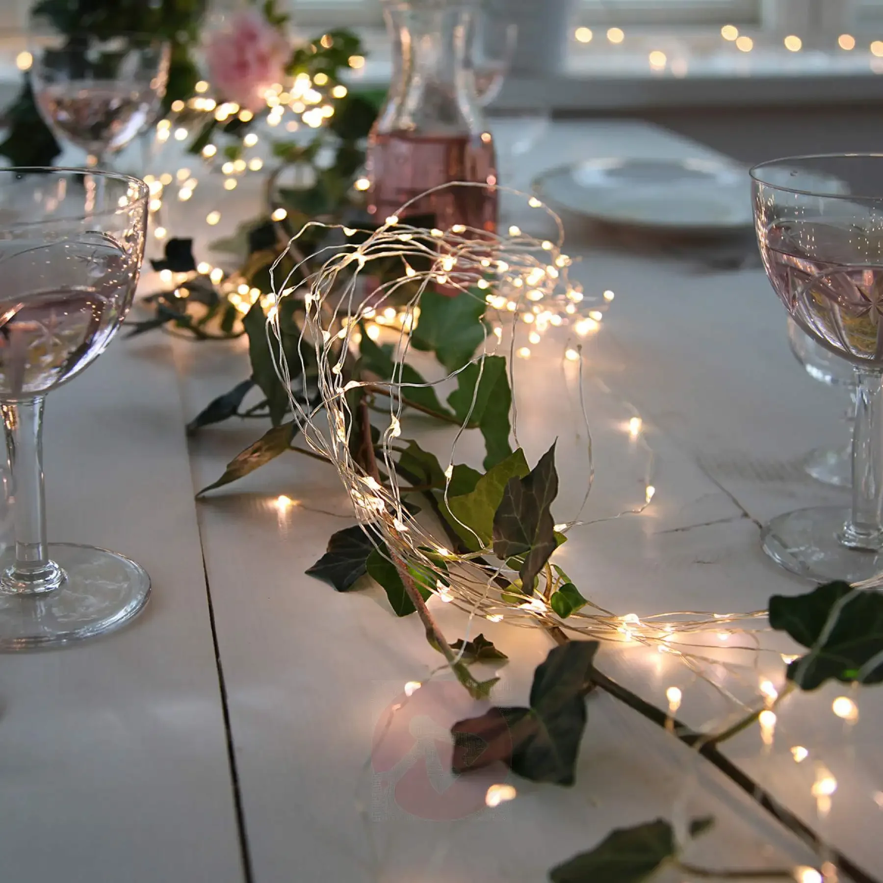 Waterproof LED String Lights for Outdoor Holiday and Wedding Decoration