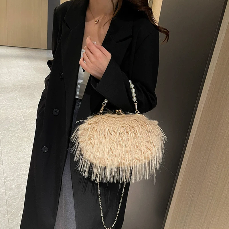 Beading Chain Women's Evening Plush Handbags Faux Fur Tassel Ladies Shoulder Bag Elegant Female Crossbody Bags Party Furry Purse