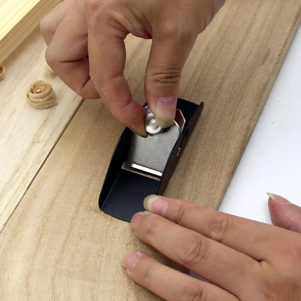 Pocket Hand Planer Carpenter Cutting Edge Plane Hand Planer Push Cast Carpenter Tools Mini Wood Trimming Plane