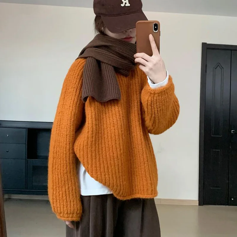 Women Solid Knitted Pullover Sweater