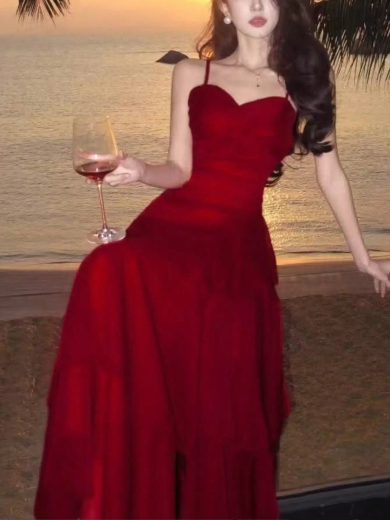 فستان صيفي نحيف مكشكش أحمر غير متماثل للنساء مثير...