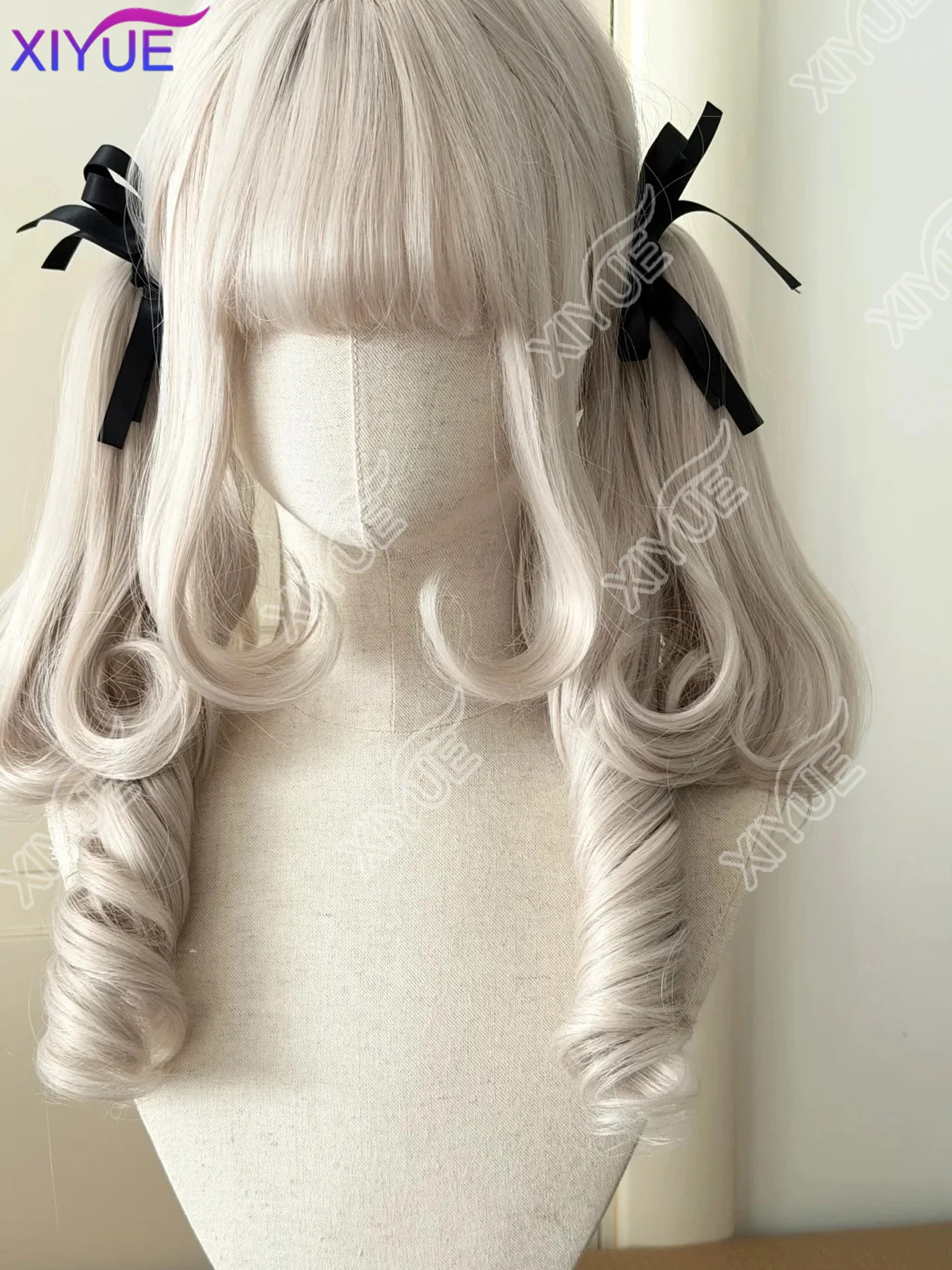 XY Lolita, a drooping eared rabbit Synthetic Lolita Curly Hair With Bangs silvery white Anime Wig Oberl Woman Party Cosplay Wig