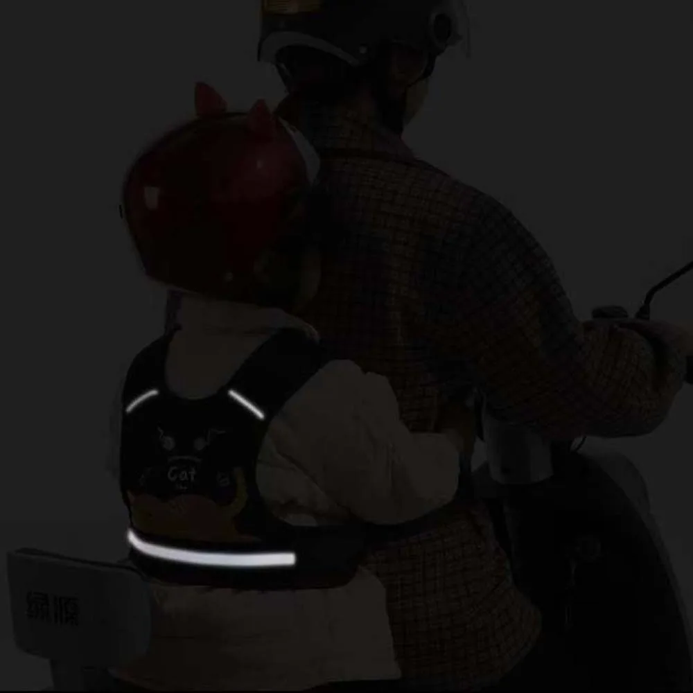 복합 스폰지 오토바이 시트 조끼 스트랩 조절 가능 튼튼한 어린이 안전 시트 하네스 편안하고 통기성 좋은 가슴 안전 벨트