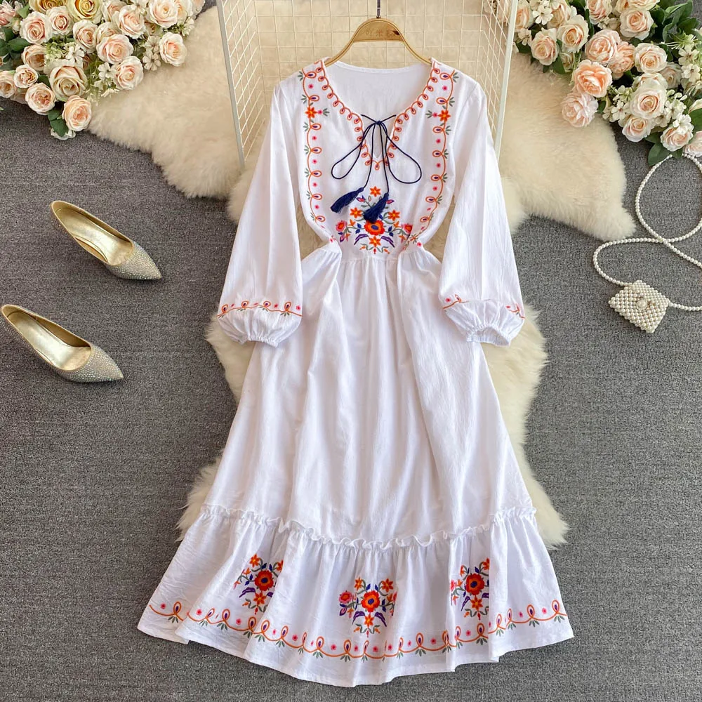 

Retro Ethnic Style V-neck Embroidered Cotton and Linen A-line Ruffle Dress