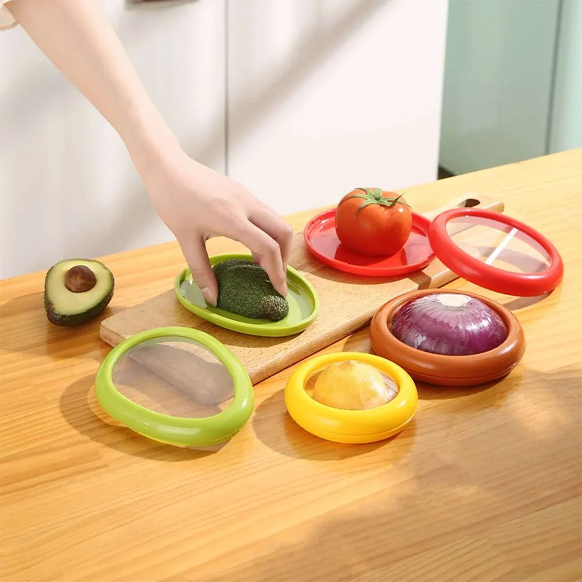 1/4pcs Kitchen Storage Box Fruit Vegetable Container Fresh Box Avocado Tomato Lemon Onion Fresh-Keeping Crisper Kitchen Gadget