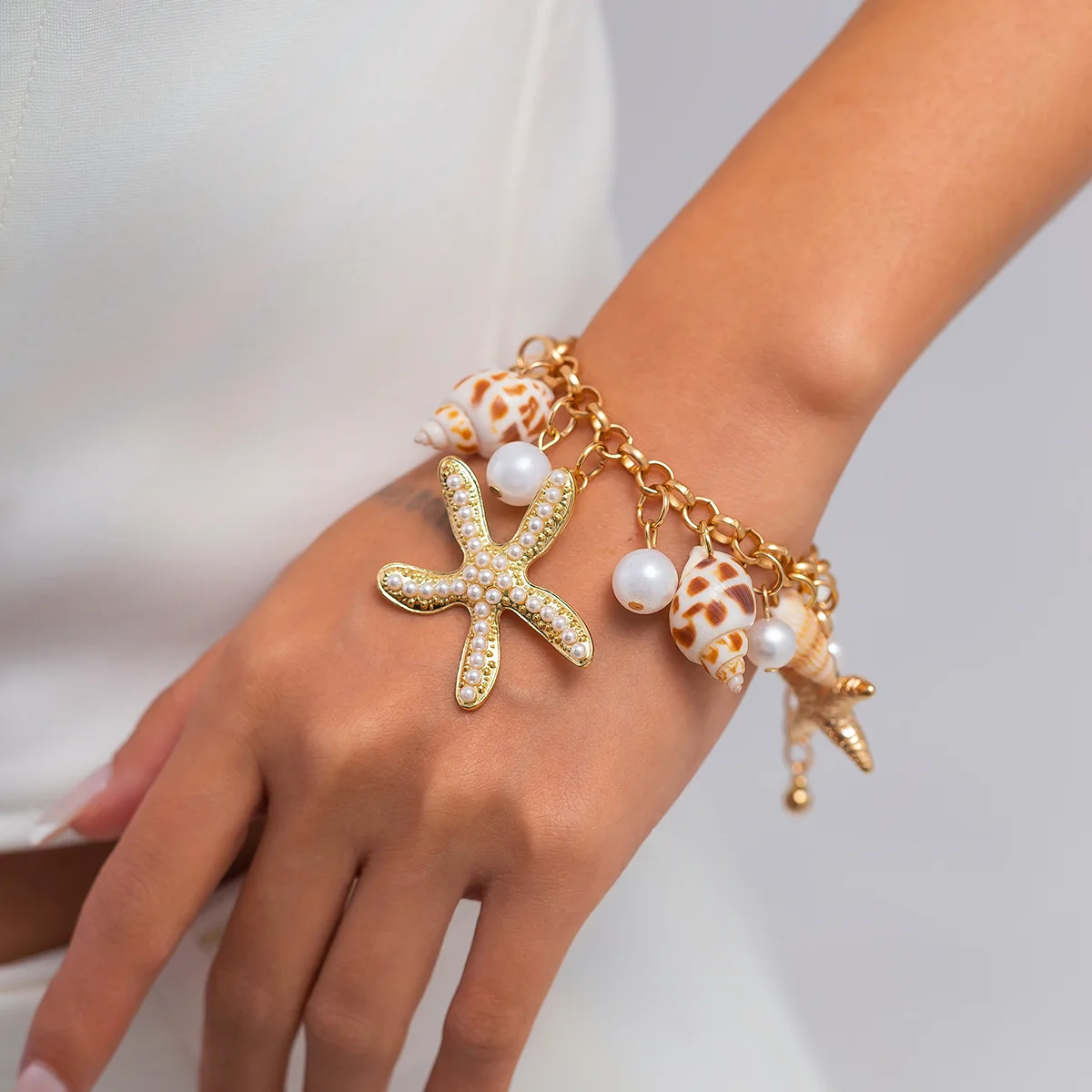 Summer Beach Ocean Starfish Shell Pendant Handmade Metal Chain Bracelet Imitation Pearl Conch Sea Star Bracelets Boho Jewelry