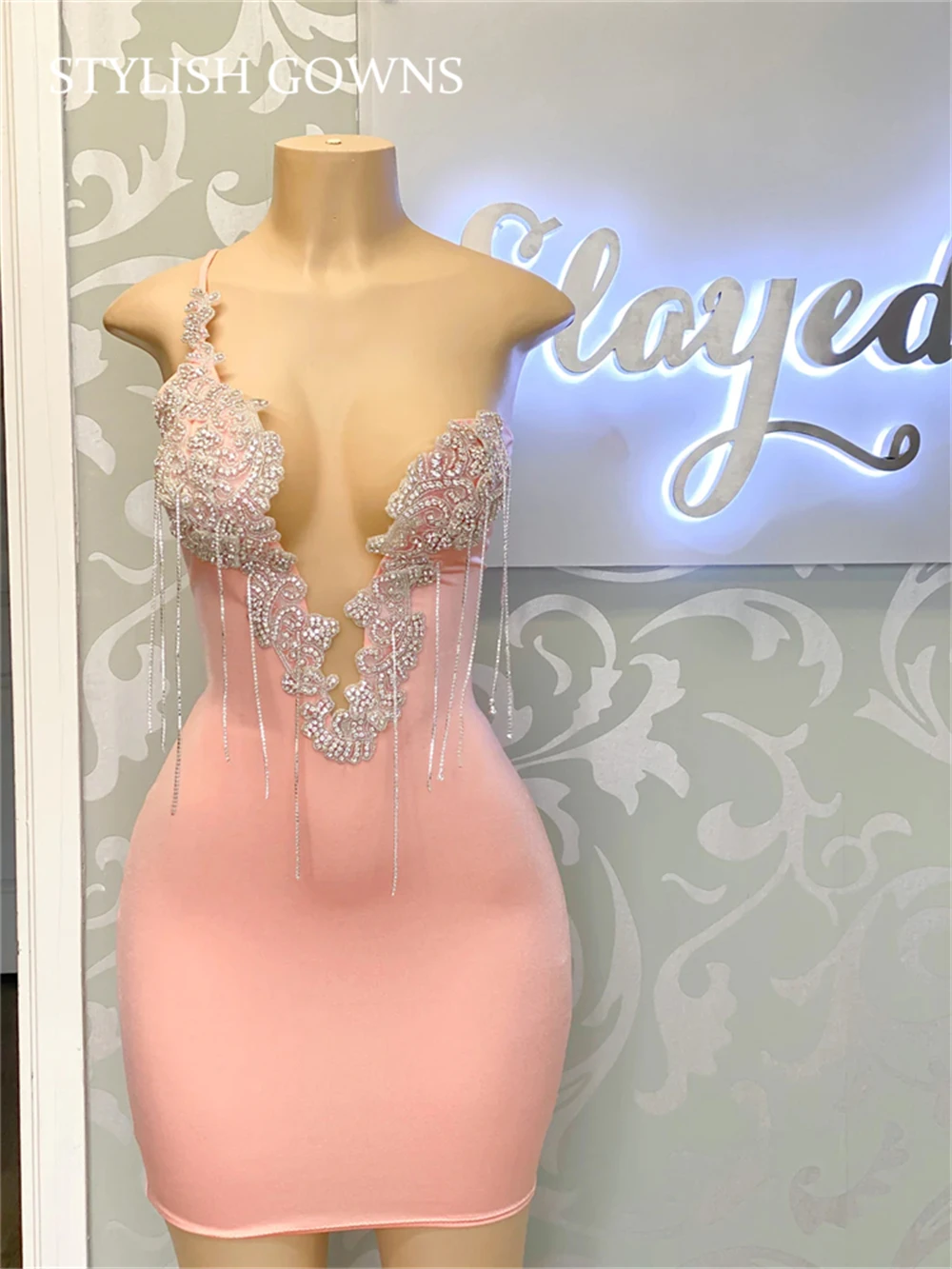 

Pink One Shoulder Beaded Crystals Short Prom Dress For Black Girl Tassel African Mini Cocktail Dresses 2023 Birthday Party Gowns