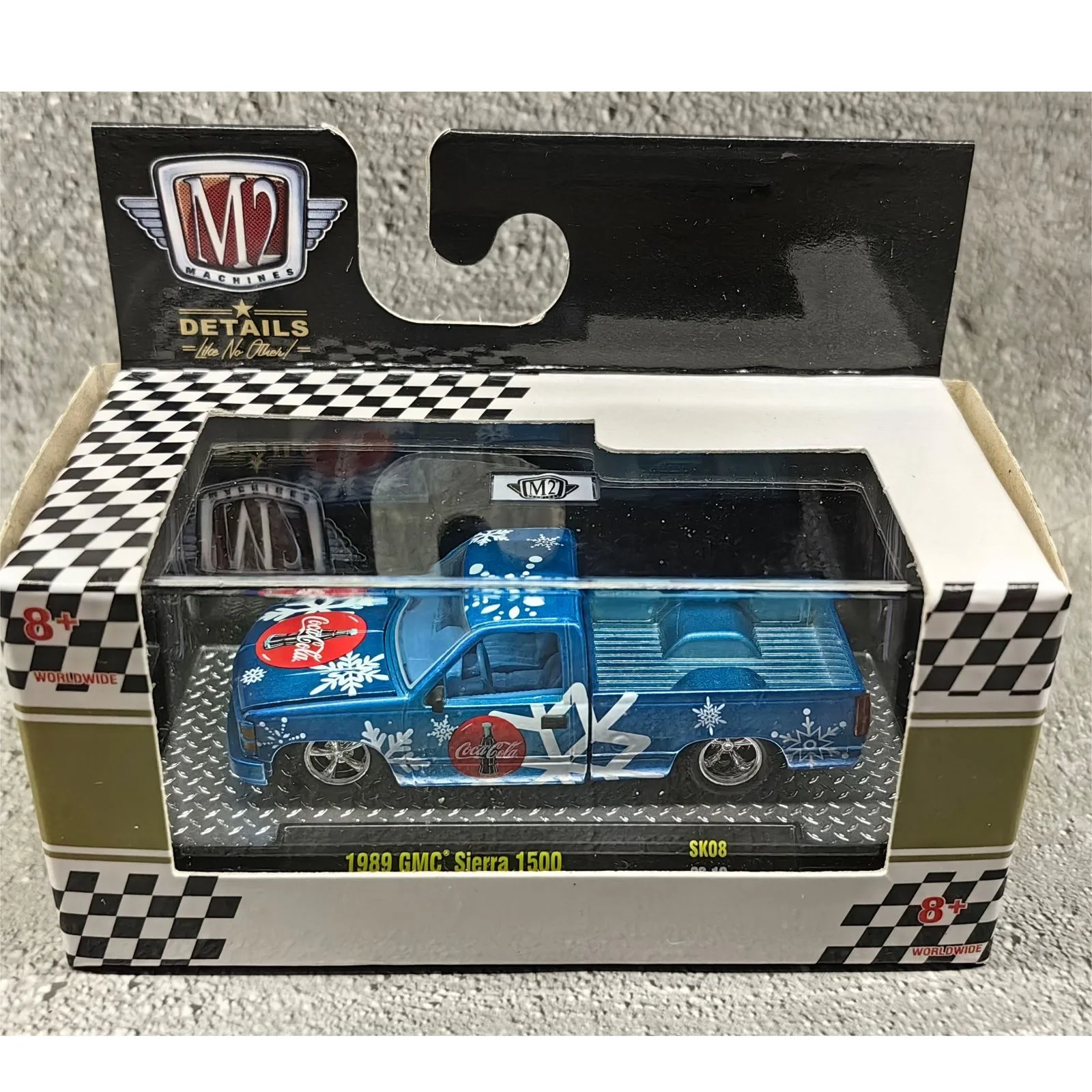 

M2 машины 1/64 1989 GMC Sierra 1500 SK08 синяя Серебряная втулка литье под давлением Коллекционная модель автомобиля дисплей подарок для ребенка