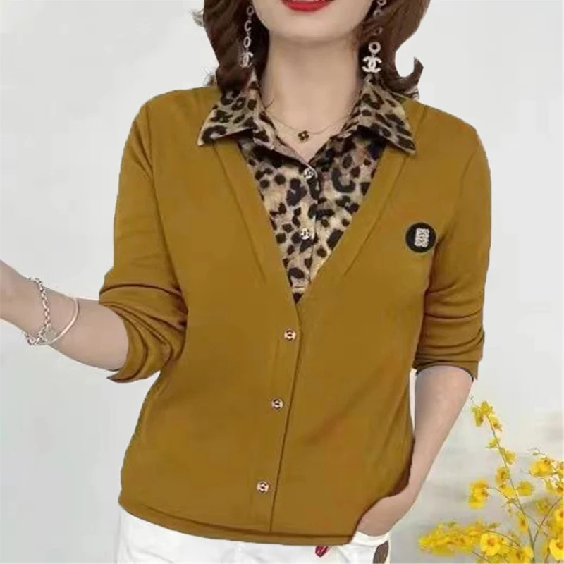 Women's Vintage Leopard Print Patchwork Fake Two Piece Shirt Autumn Fashion Lapel Long Sleeve Blouse Appliques with Button Tops