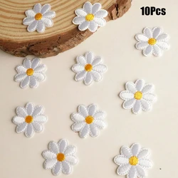 Set of 10 Daisy and Sunflower Embroidered Patches for DIY Clothing and Accessories (10Pcs)