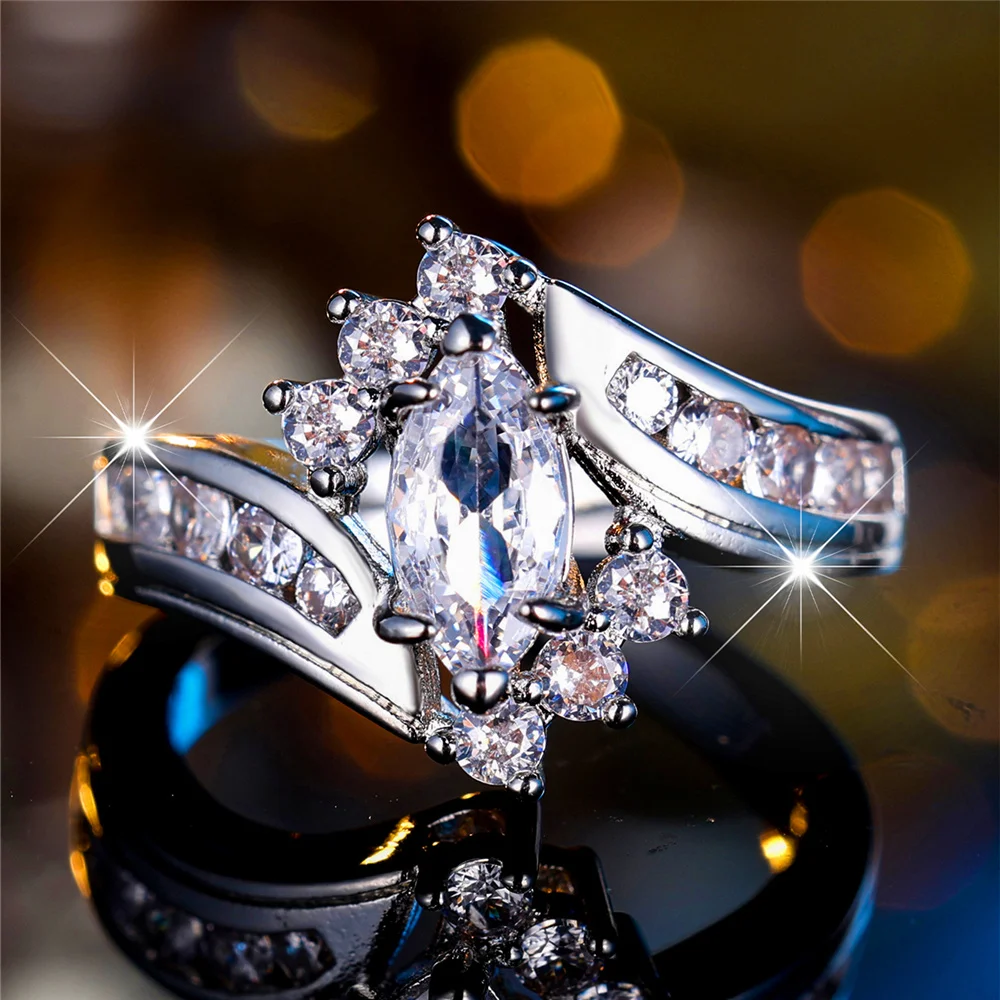 Charm Female White Zircon Stone Finger Engagement Ring Vintage Silver Color Wedding Band Bridal Jewelry For Women