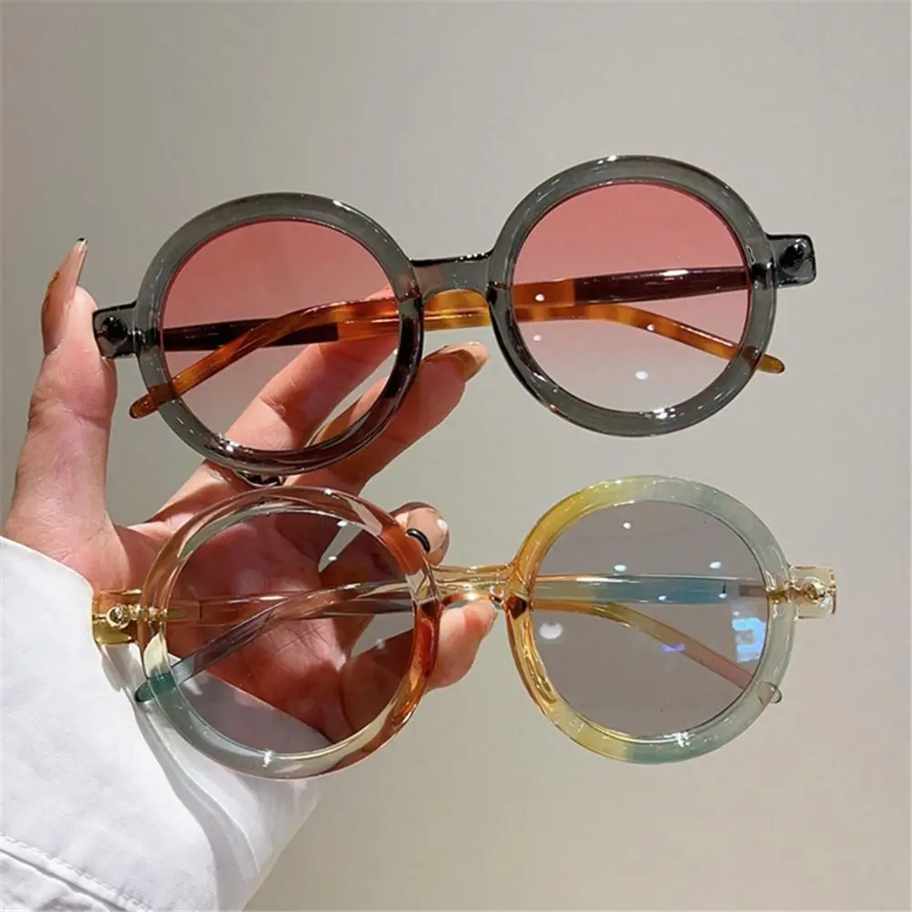 

Literary Round Frame Sunglasses Fashion Retro Trendy Street Wear Shades Versatile Eyewear