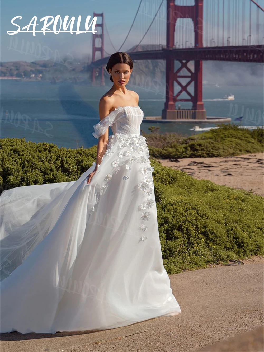 Рисунок 2 - Женское свадебное платье с квадратным вырезом