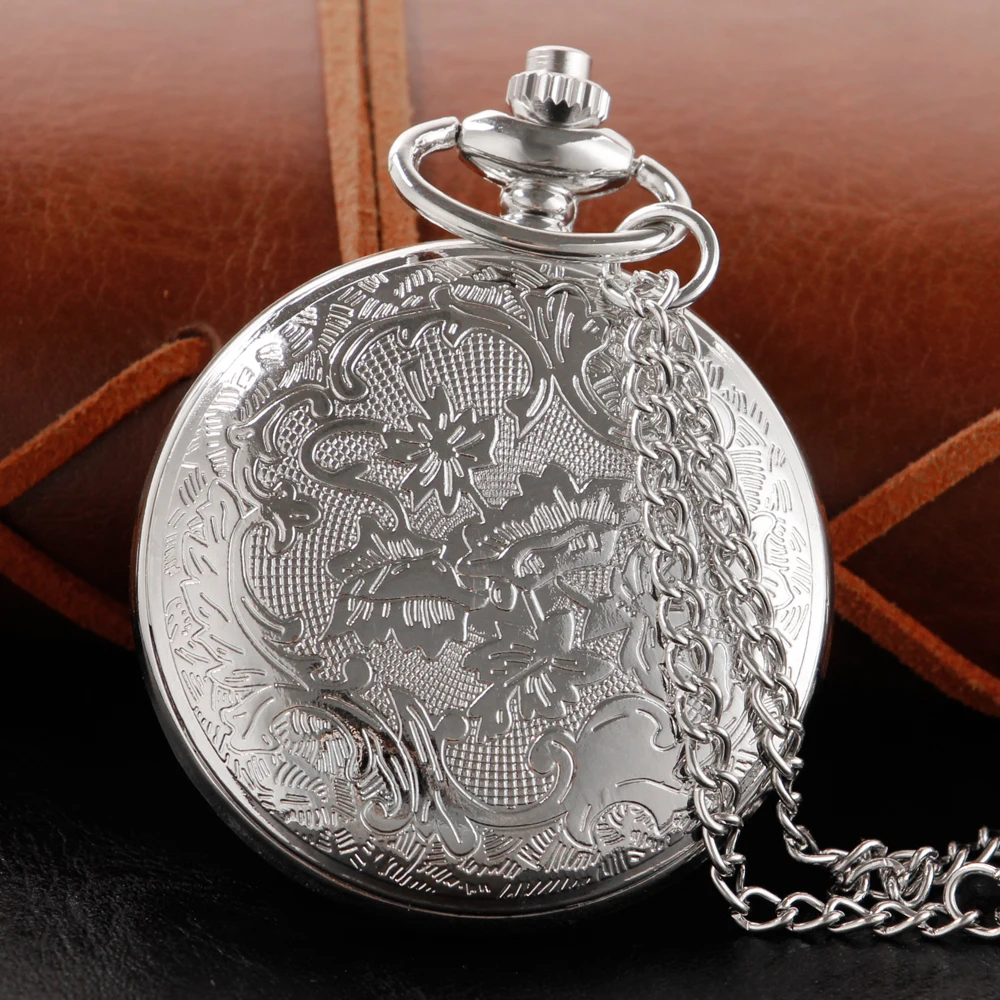 Рисунок 6 - Серебряный мультяшный логотип